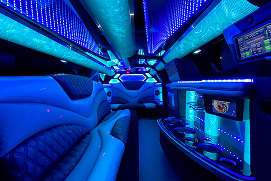 bar in limo